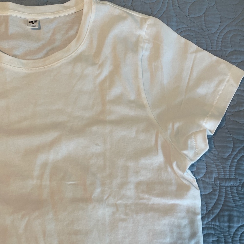White t shirt